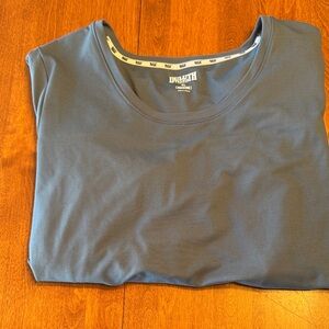 Duluth Trading Co Noga Classic Gray Tee